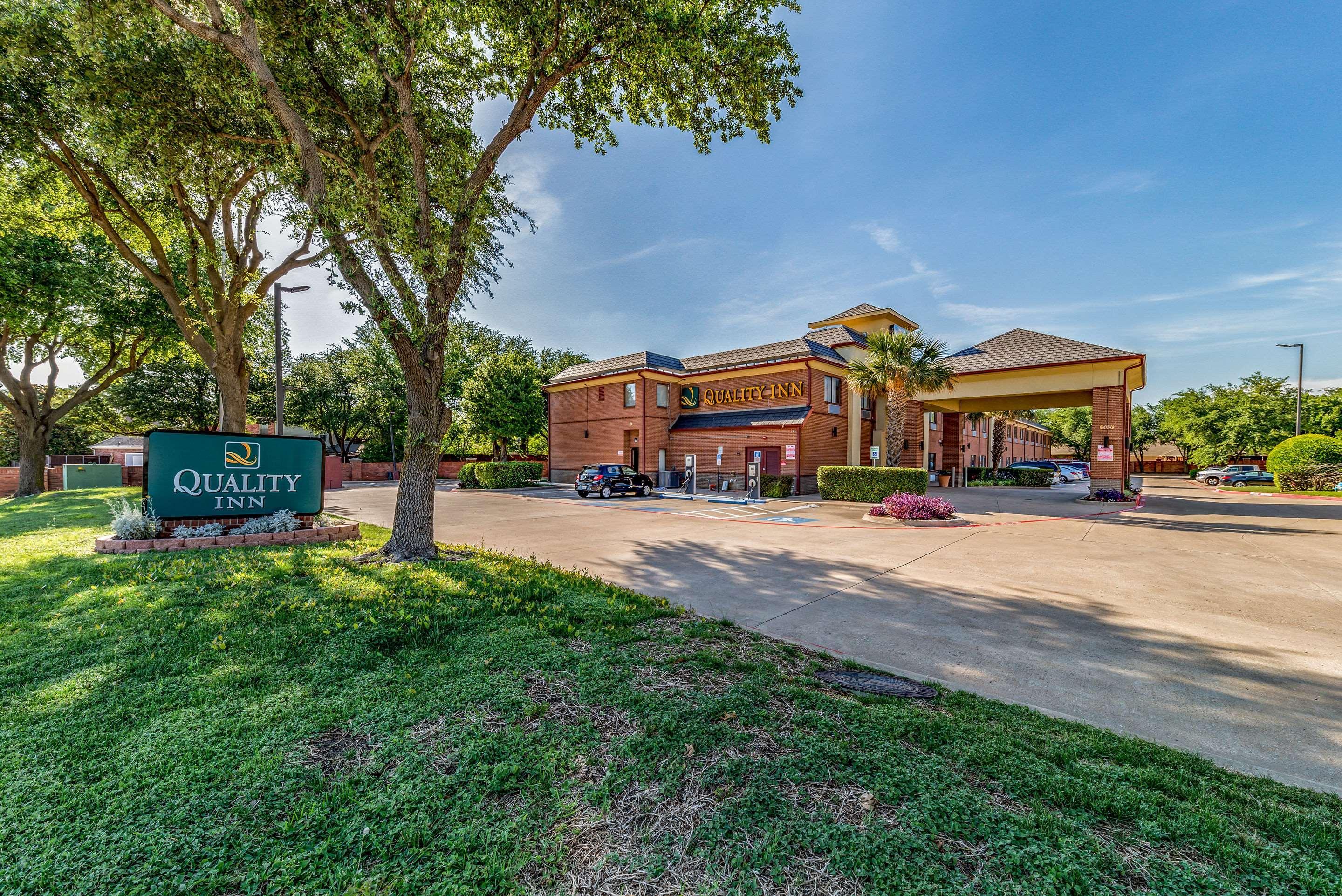 Quality Inn West Plano - Dallas Exteriör bild