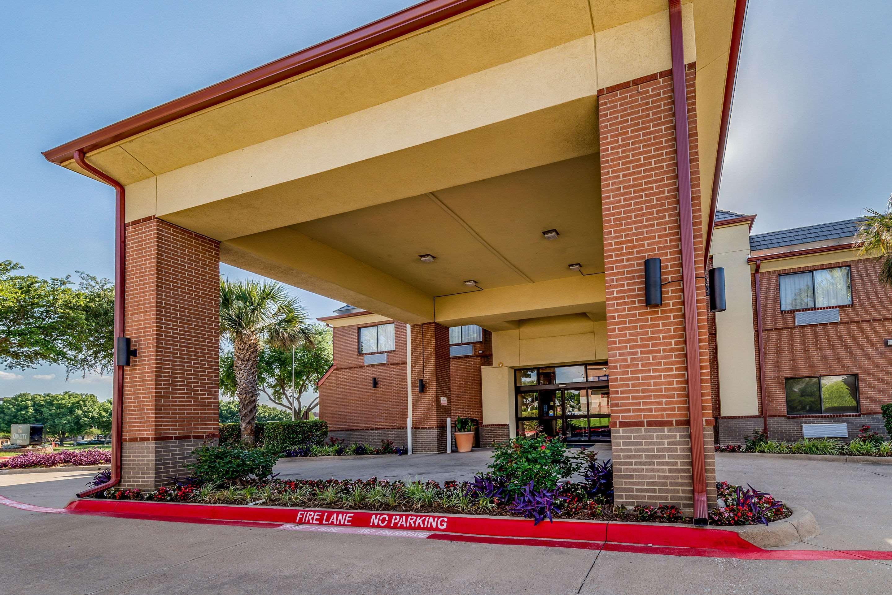 Quality Inn West Plano - Dallas Exteriör bild